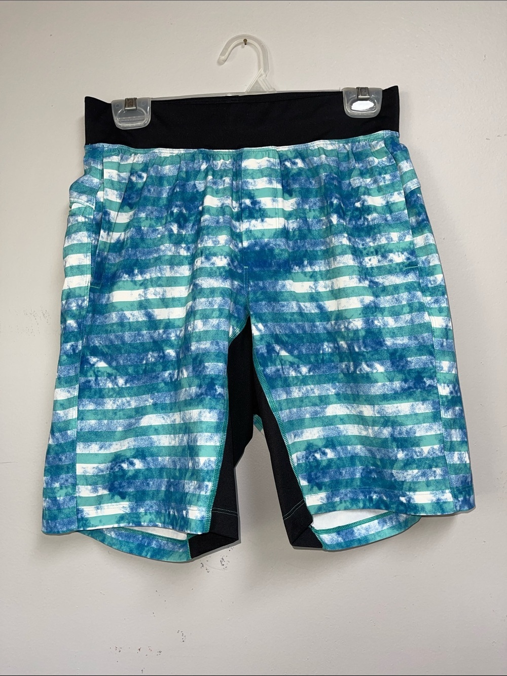 Lululemon Men’s T.H.E. Shorts 10"
